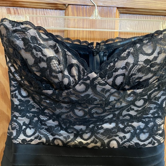 BCBG Max Azria Cocktail Dress - Picture 2 of 9